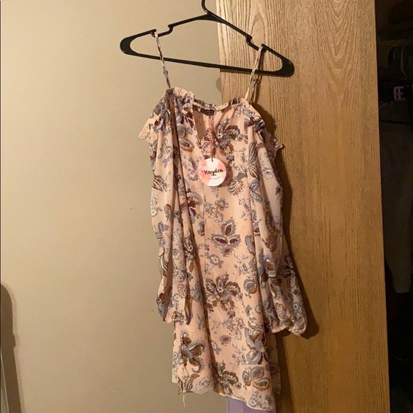 Dress - Picture 1 of 1